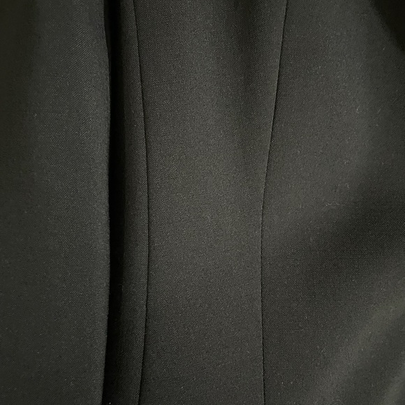 Hugo Boss - Picture 3 of 14